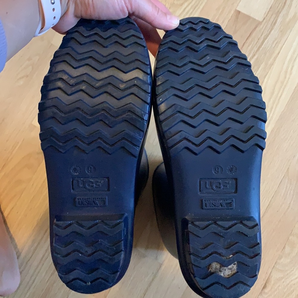 Ugg Rain Boot - Picture 3 of 6